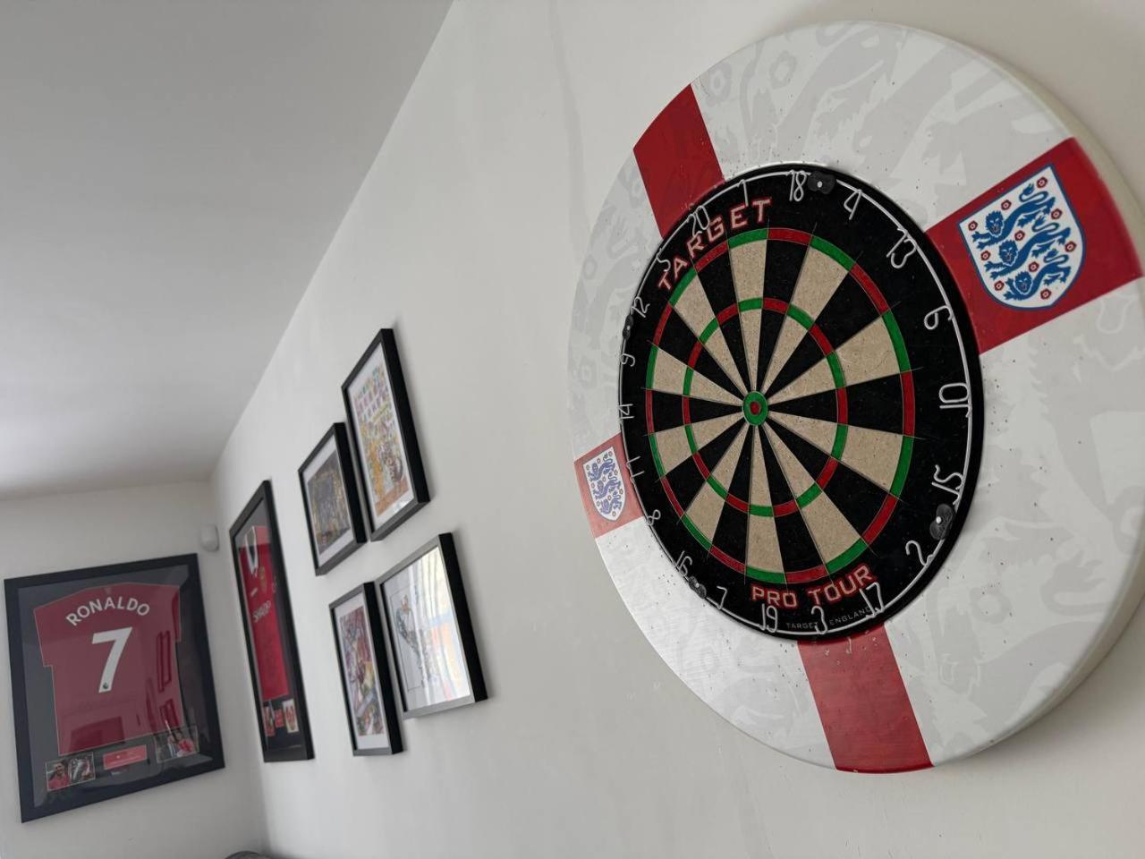 United Home B&B Salford  Ngoại thất bức ảnh